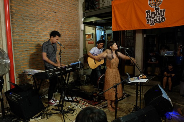 One for One oleh TOMS and RURU Radio - Whiteboard Journal